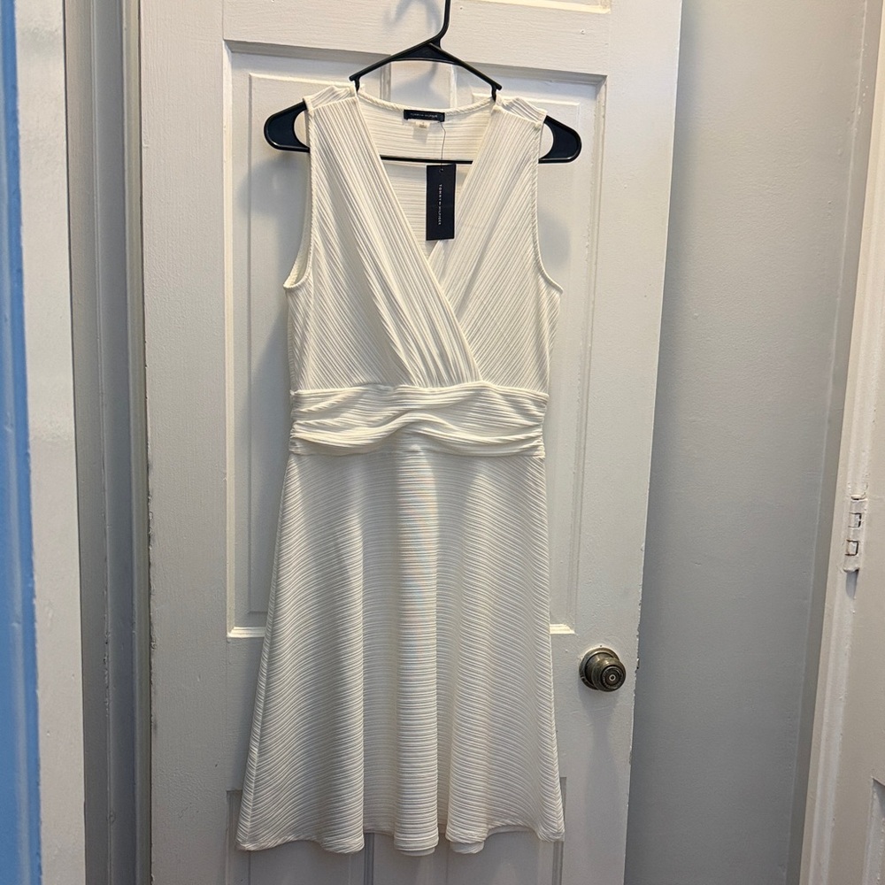 Tommy Hilfiger Ivory Sleeveless Midi Dress with Twisted Waist